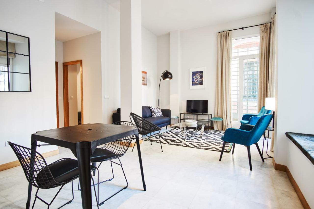 סביליה Arenal Carreteria Deluxe Suites By Valcambre מראה חיצוני תמונה